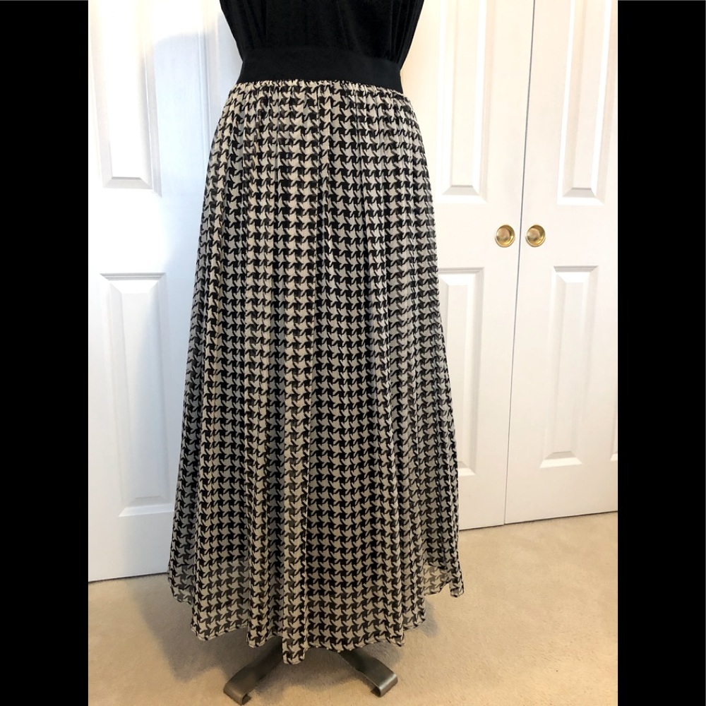 Floor length layered chiffon skirt Talbots sz 12